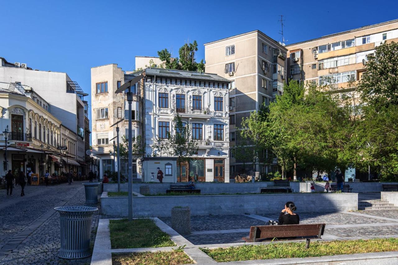 Holt Old Town Luxury Suites With Balcony Bucarest Esterno foto